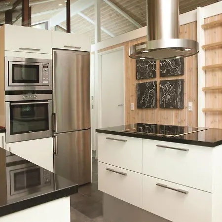 Emeli - 1-3km From The Sea By Interhome Vakantiehuis *