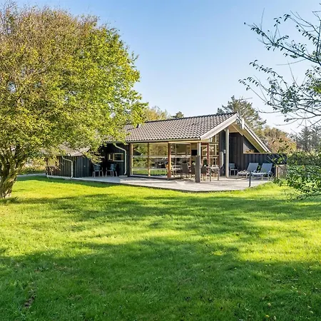 Emeli - 1-3km From The Sea By Interhome Hjørring